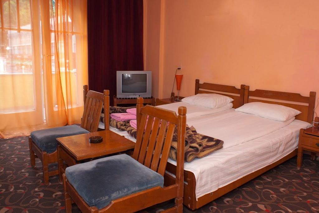 Hotel Cerna Băile Herculane Habitación foto
